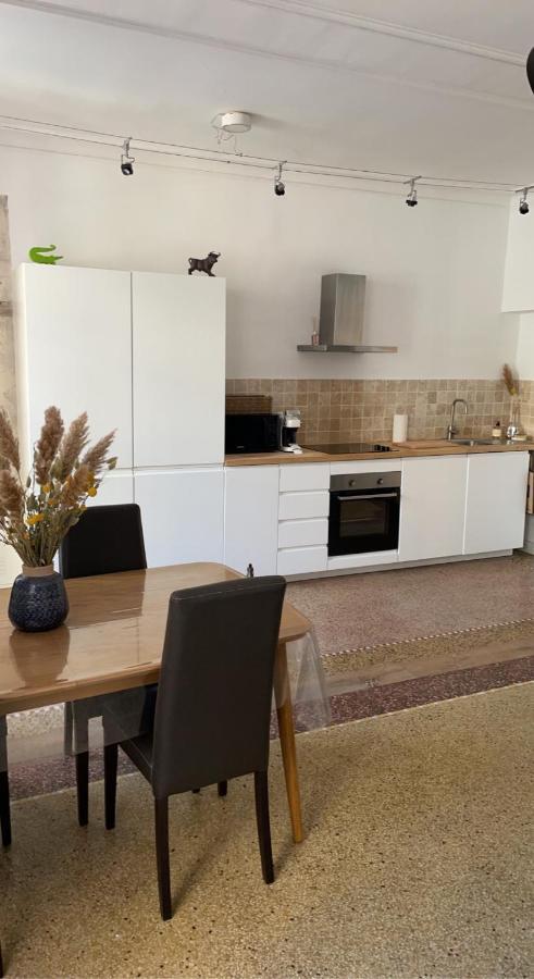 L’écrin des calquières Appartamento Nîmes Esterno foto